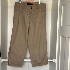 Calvin Klein 100% Cotton Capri Pants Size 10